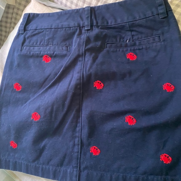 Navy Vineyard Vines crab miniskirt - Picture 3 of 4